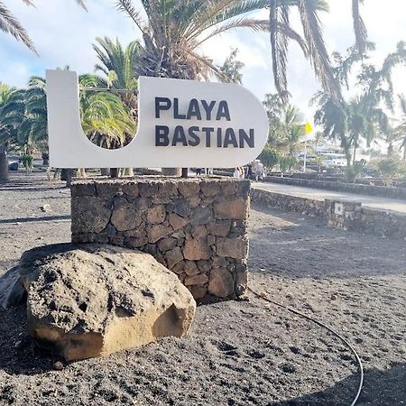 Playa Bastian First Line Of The Sea Apartment Costa Teguise Exterior foto