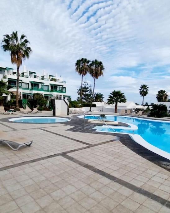 Playa Bastian First Line Of The Sea Apartment Costa Teguise Exterior foto